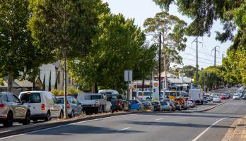 Congestion on Magill to Portrush in South Australia